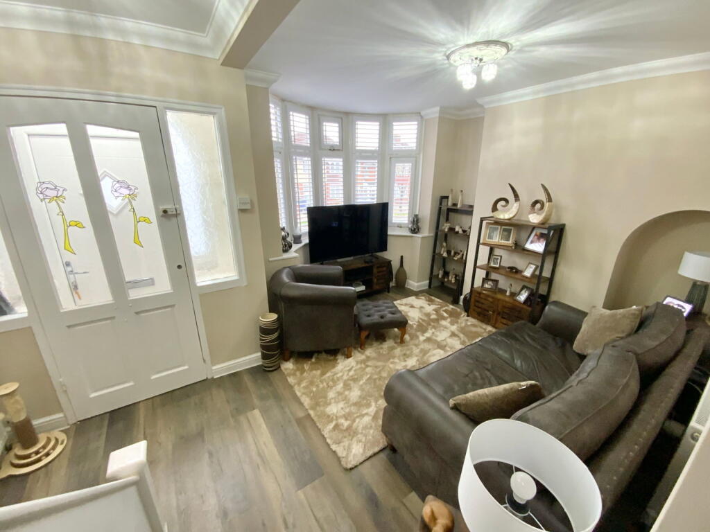 Upper Meadow Road, Quinton, Birmingham, B32 1NS photo 2