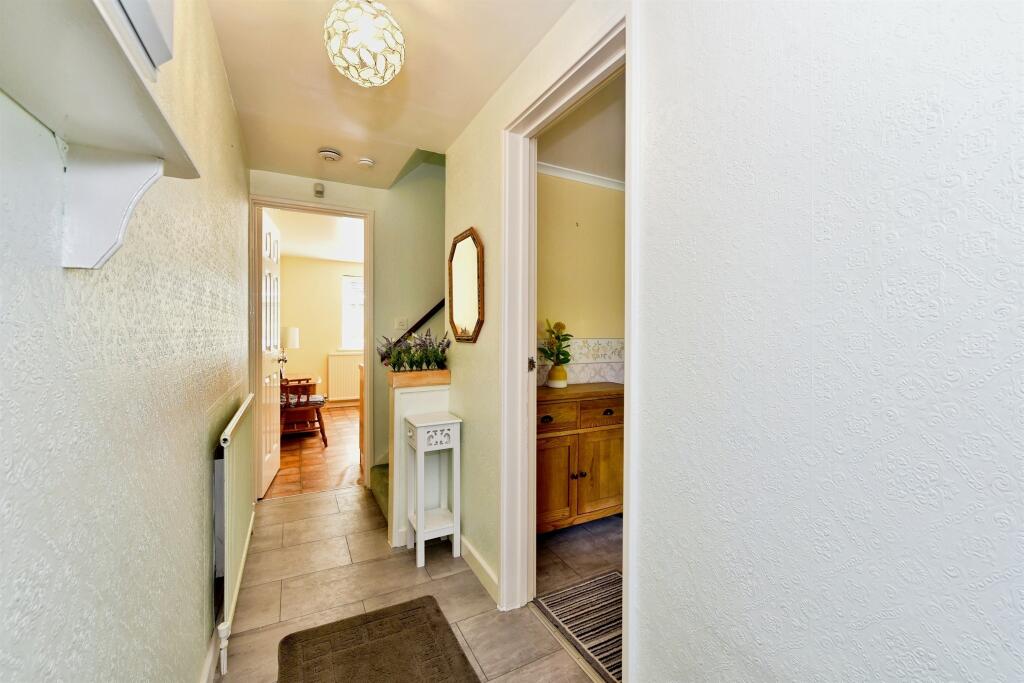 House in Sheffield, South Yorkshire - View 5