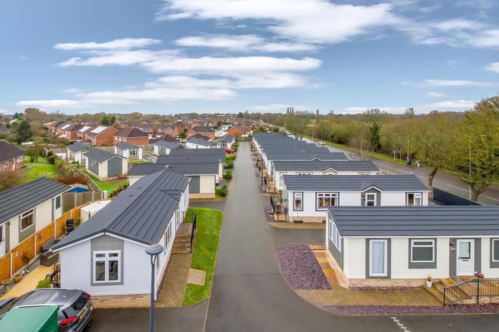 Main image of property: New Road, Featherstone, Wolverhampton