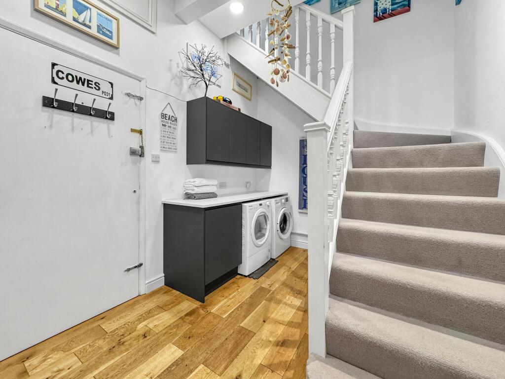 Apartment in Cowes, Isle of Wight - View 5