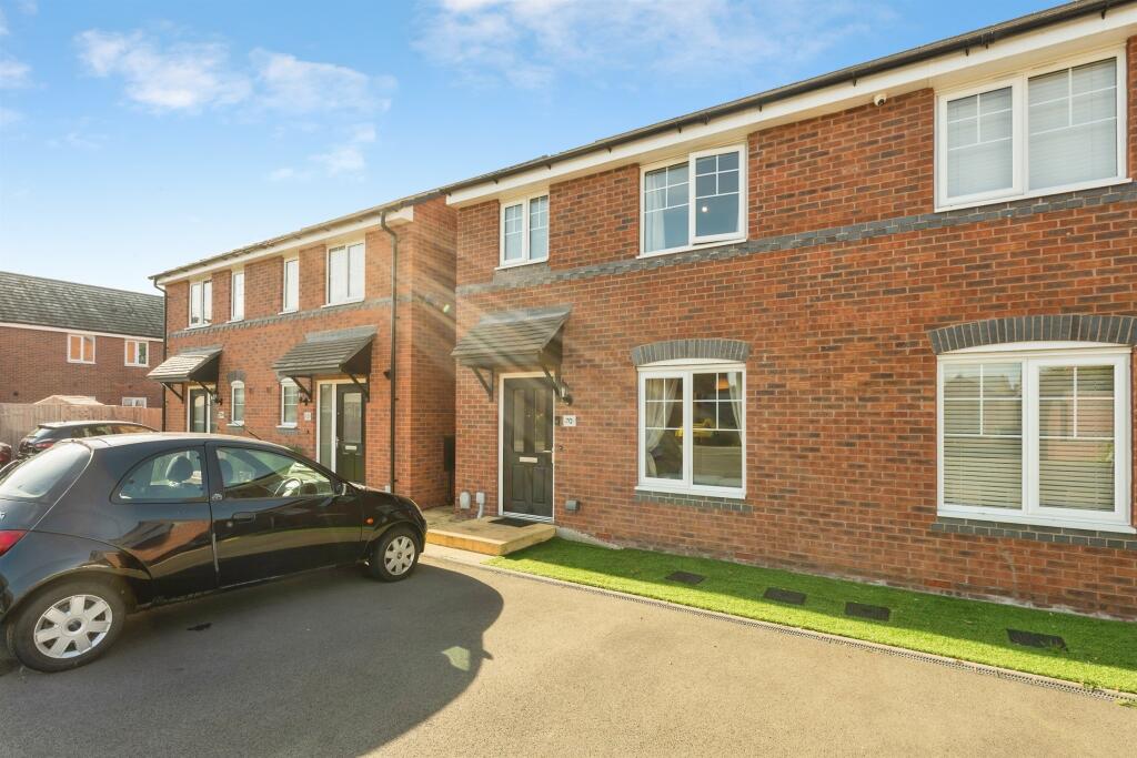 Main image of property: Cortland Way, STOURPORT-ON-SEVERN