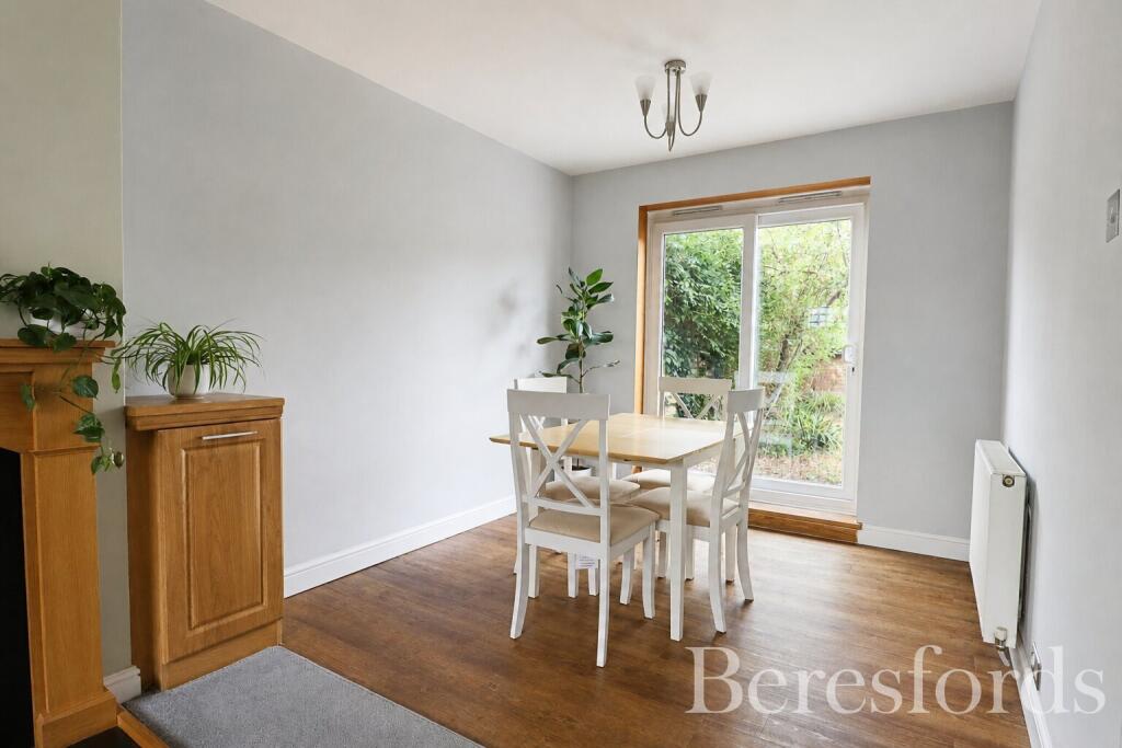 Apartment in Chelmsford - View 3