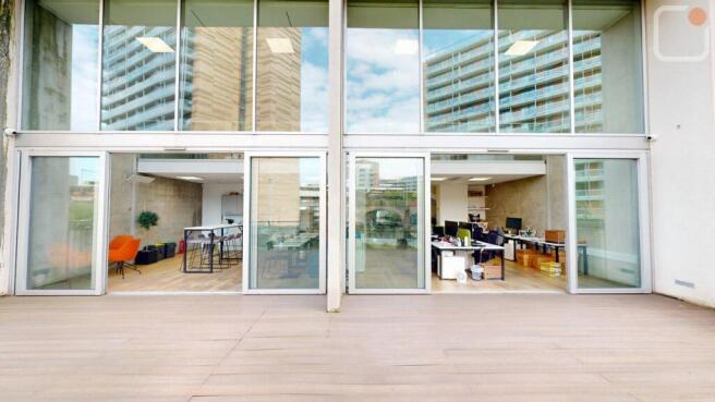 111-112 Timber Wharf - Private Terrace