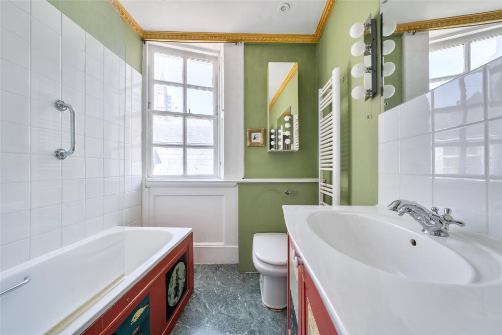 Apartment in Bath - View 2