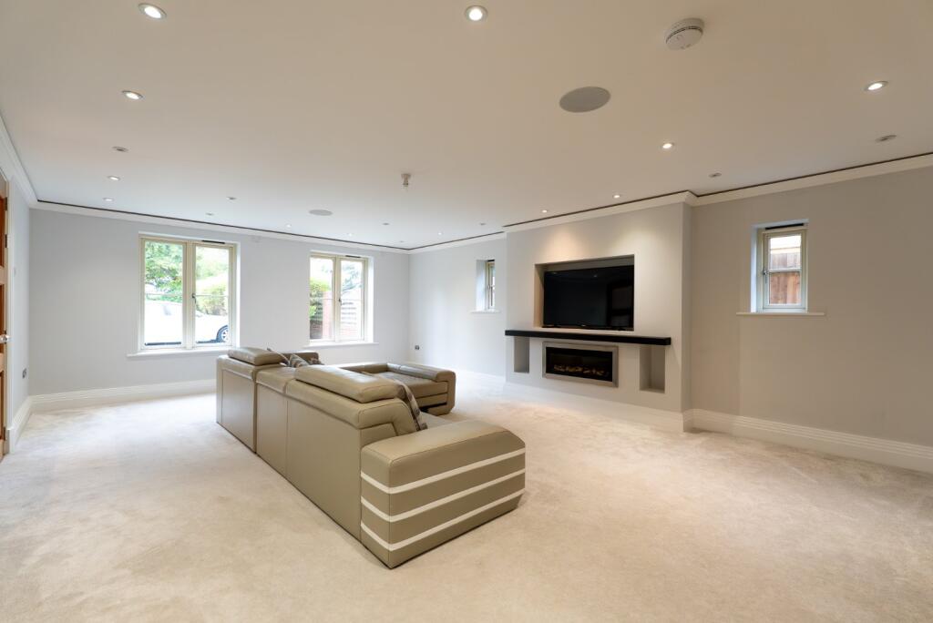 Additional image 11 of Warwick Road, Knowle, Solihull, West Midlands, B93