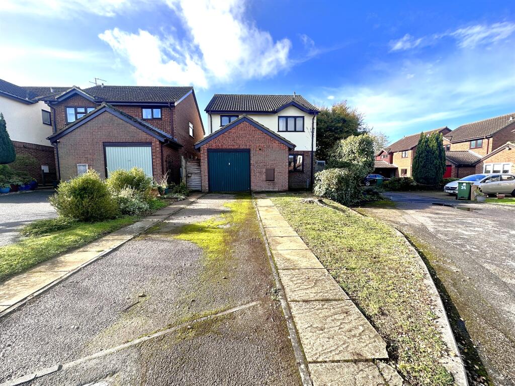 Main image of property: Onslow Drive, Thame