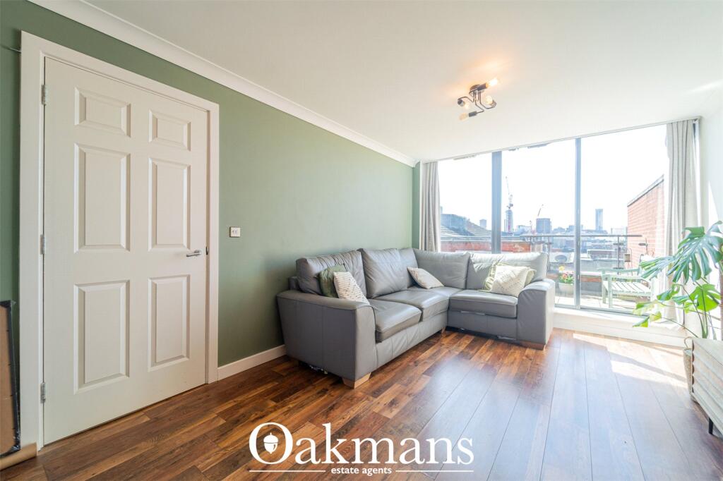Apartment in Birmingham - More