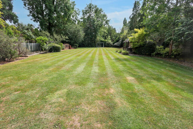 4 Beech Hill, Barnet, EN4 0JP