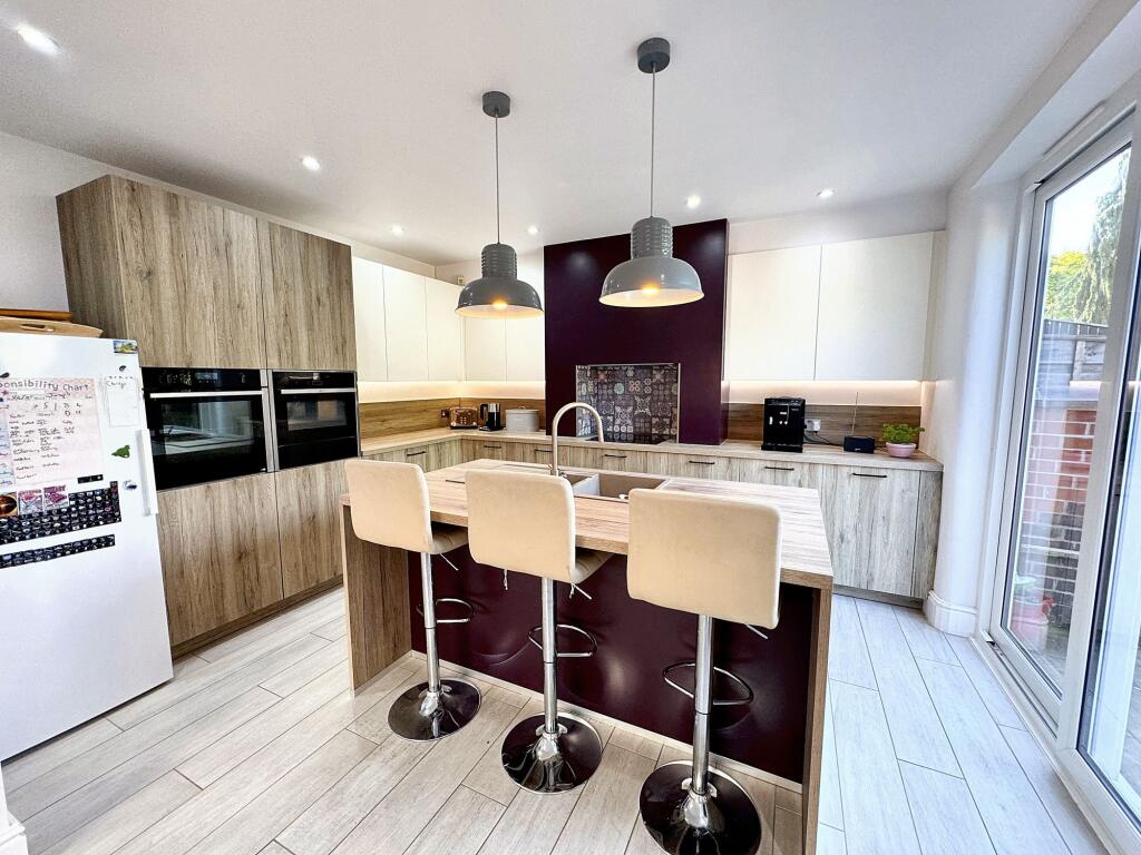 House in Bury, Chapel Field - View 5