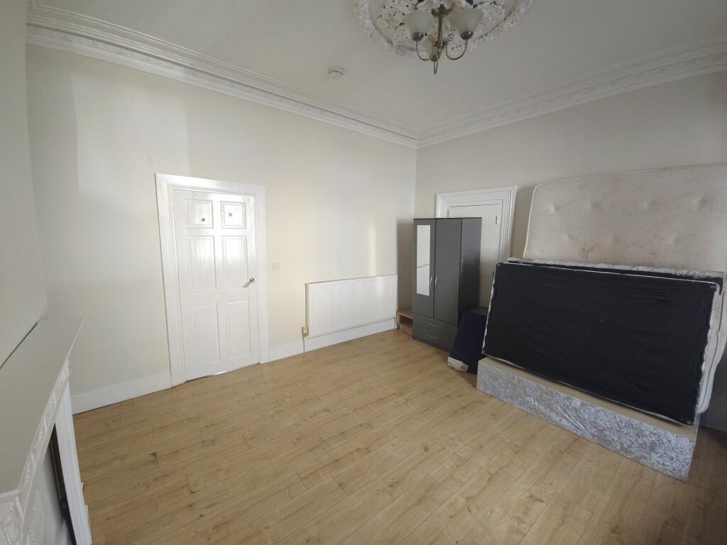 Apartment in Sunderland, North East - View 3