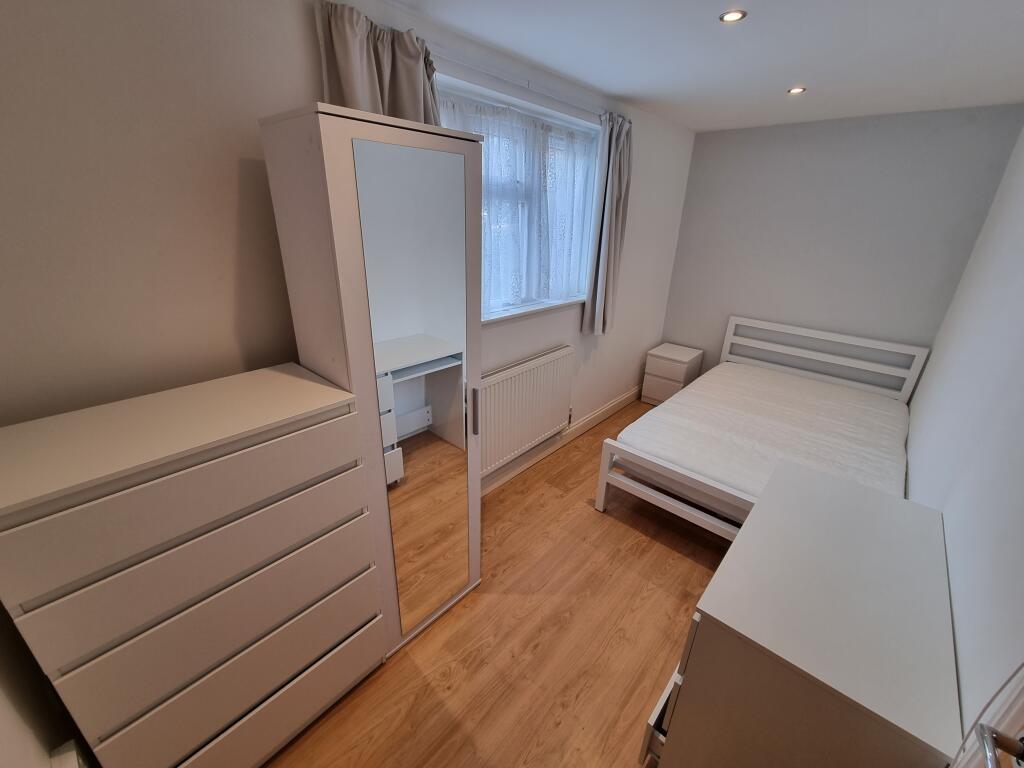 Apartment in Coventry - View 4