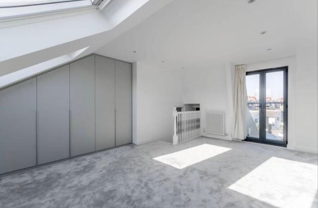 4 bedroom terraced house for rent