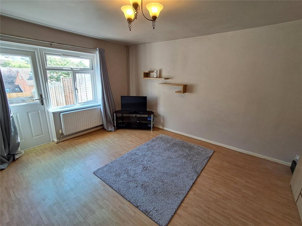 House in Lichfield, Burntwood - View 2