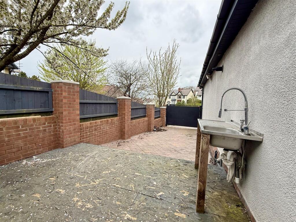 Additional image 21 of Barrs Road, Cradley Heath