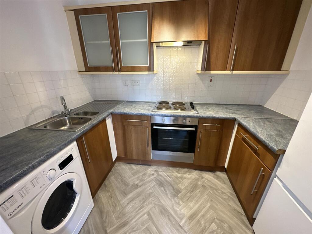 Apartment in Manchester - View 5