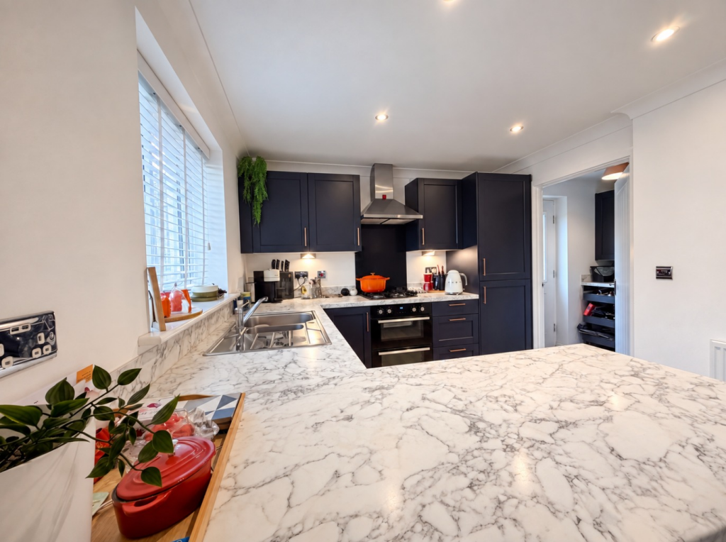House in Swindon, Badbury Wick, Badbury Park - More