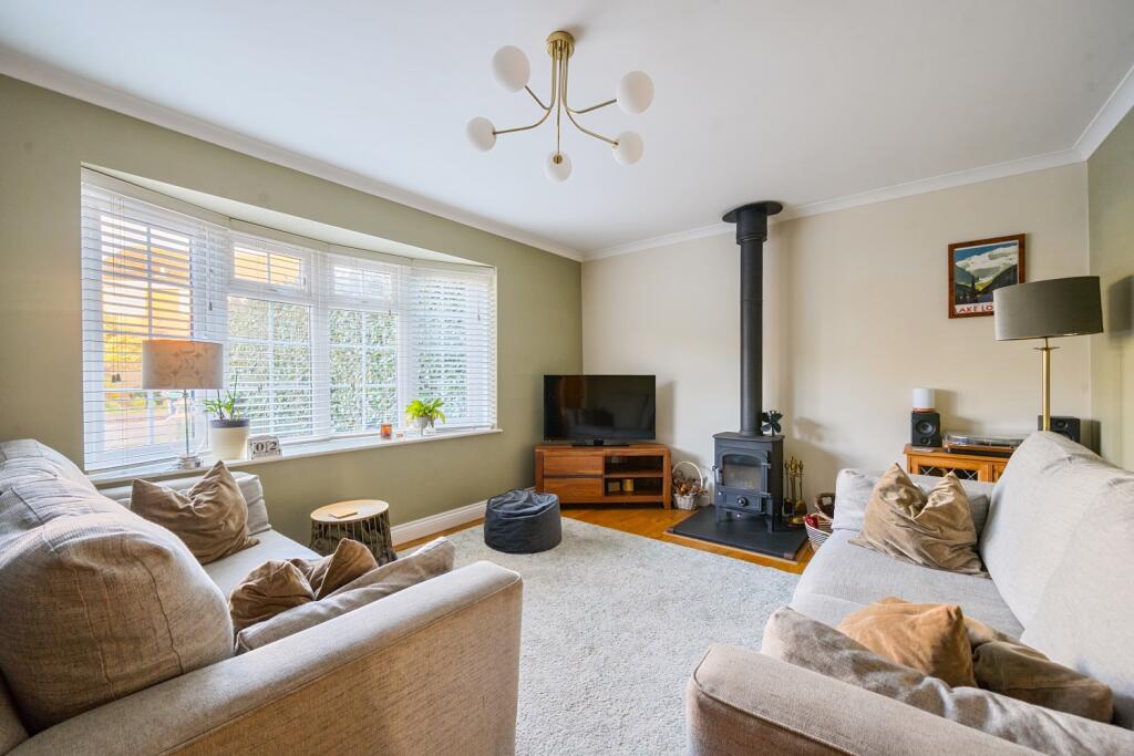 House in Basingstoke and Deane, Oakley - View 5