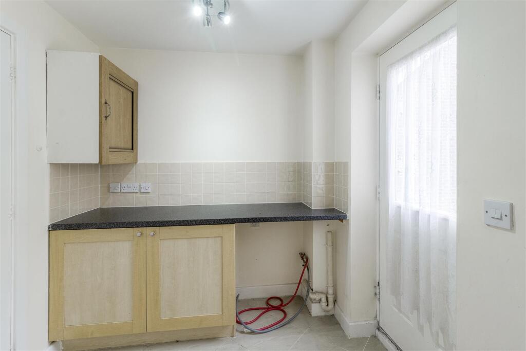 House in Wellingborough, Redhill Grange - View 5