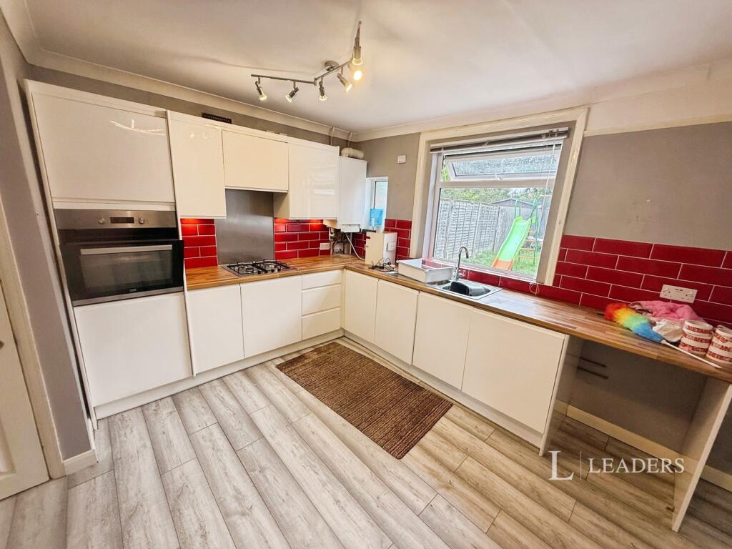 House in South Kesteven, Hereward Estate, Bourne - View 3