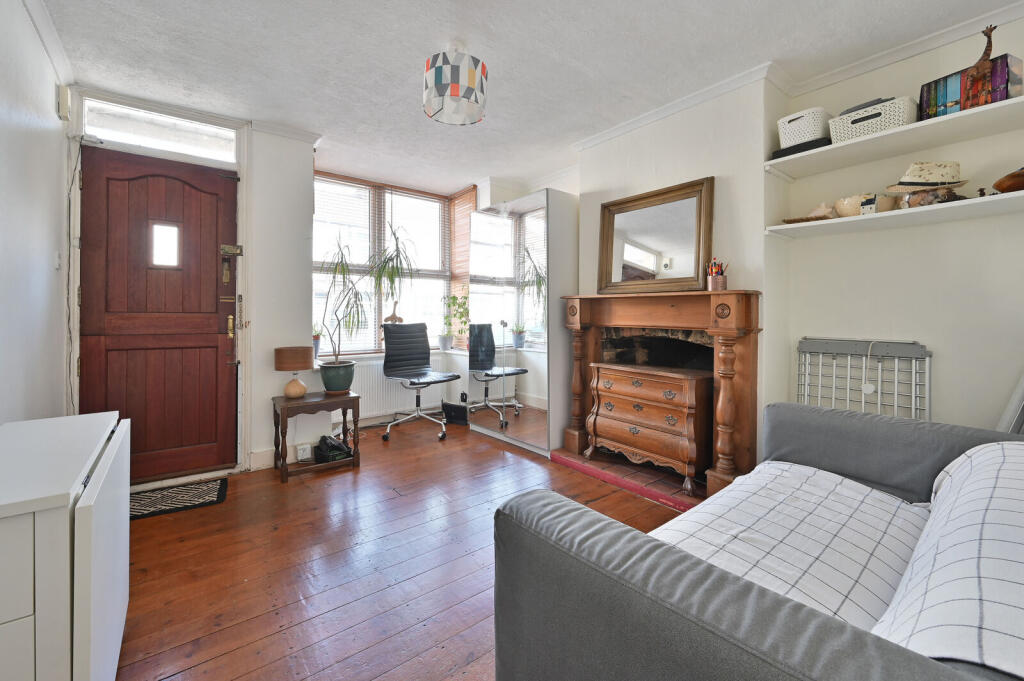 House in Watford - View 2