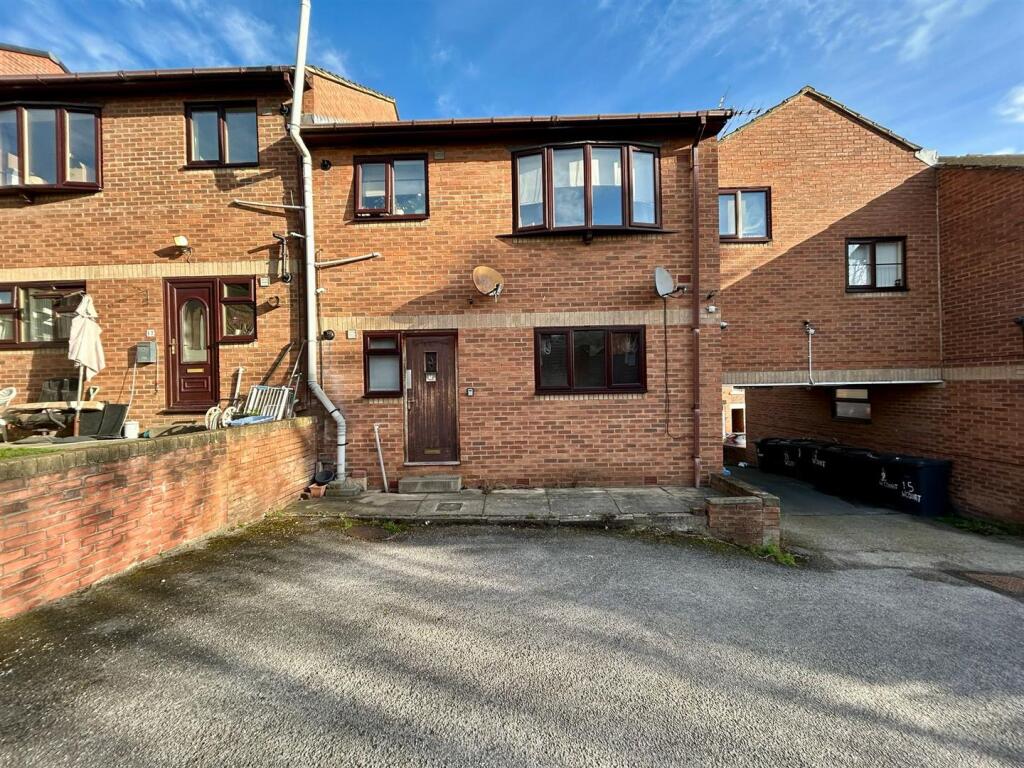 Main image of property: Woodbury Road, Sheffield