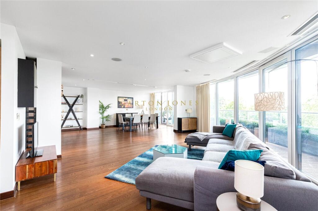 Apartment in London - View 2