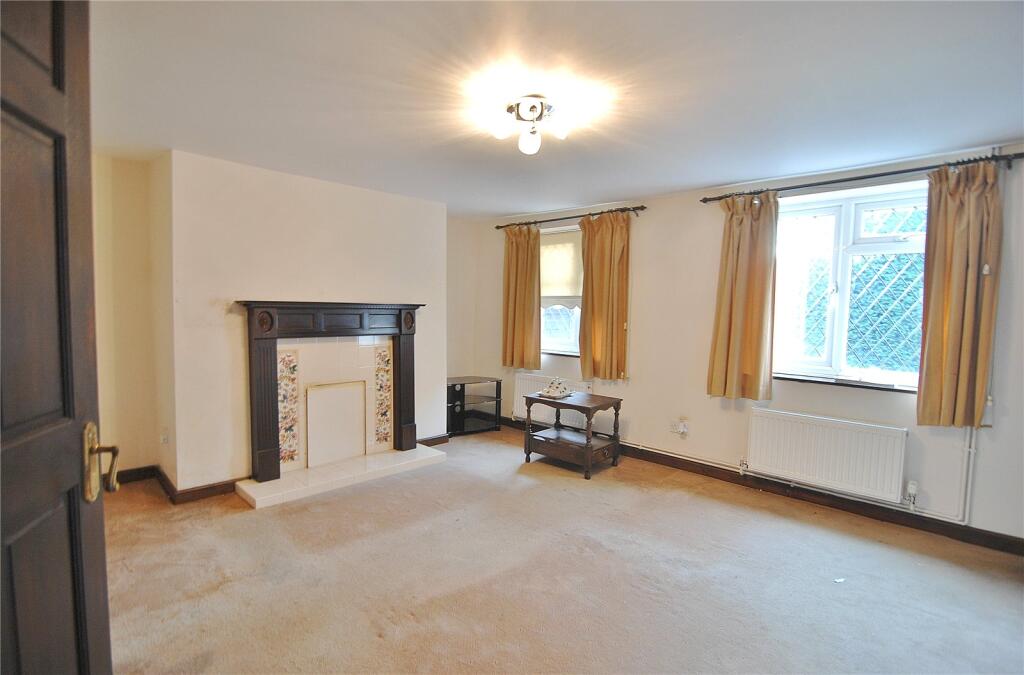 Alkerton, Eastington, Stonehouse, Gloucestershire, GL10 - View 5