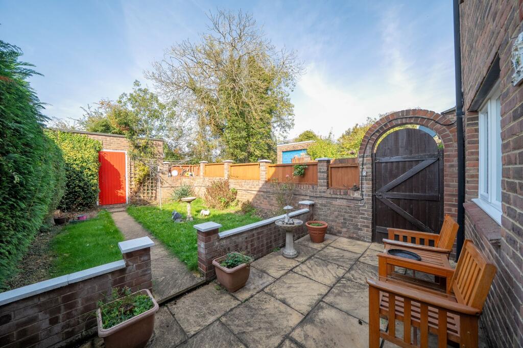House in Salisbury - View 4