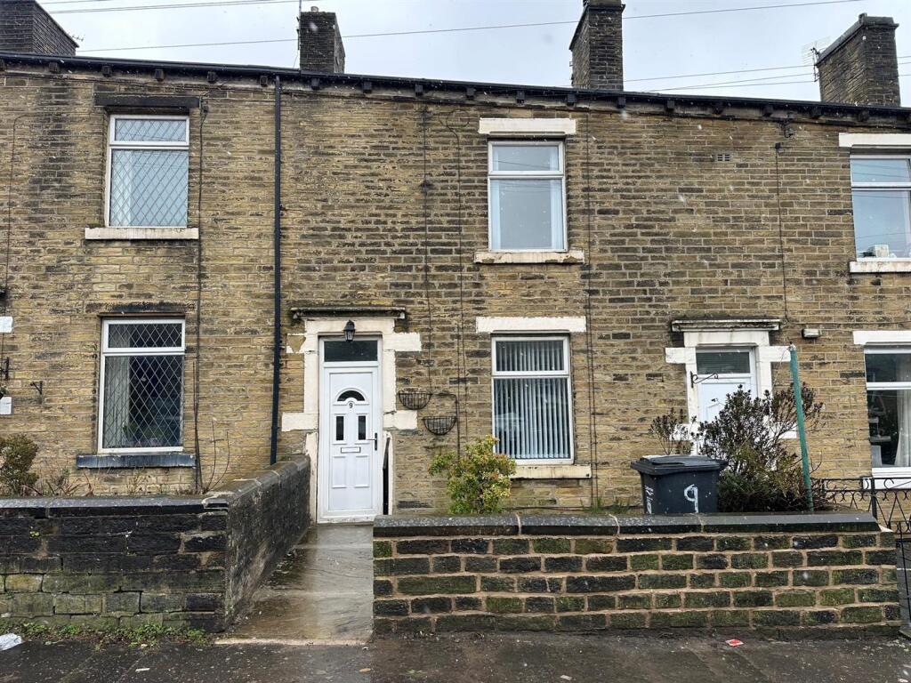 Main image of property: Emscote Grove, Halifax