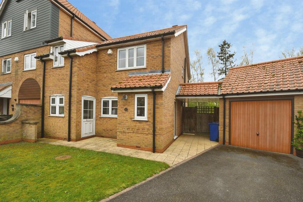 Main image of property: Park Lane, Burton Waters, Lincoln