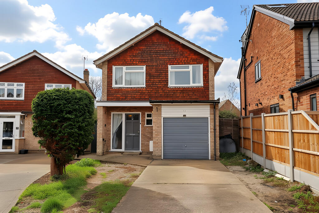Main image of property: Great Fox Meadow, Brentwood, CM15