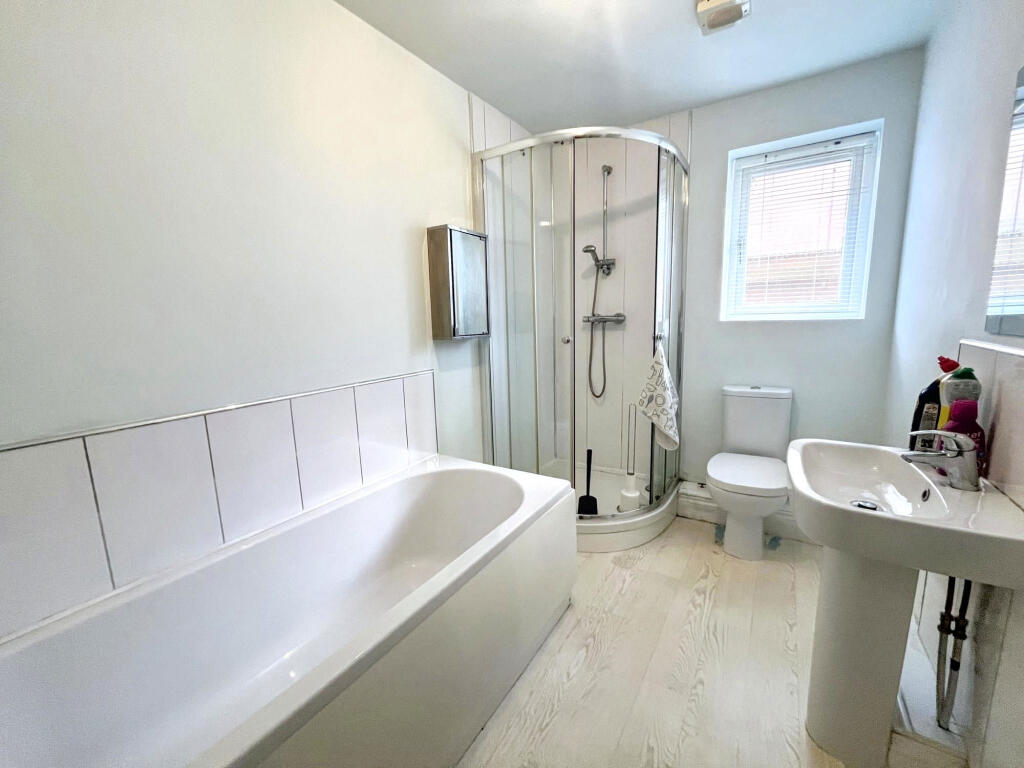 House in Newcastle upon Tyne - View 5