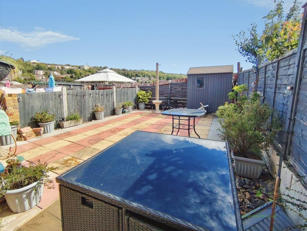House in Rochester - View 3
