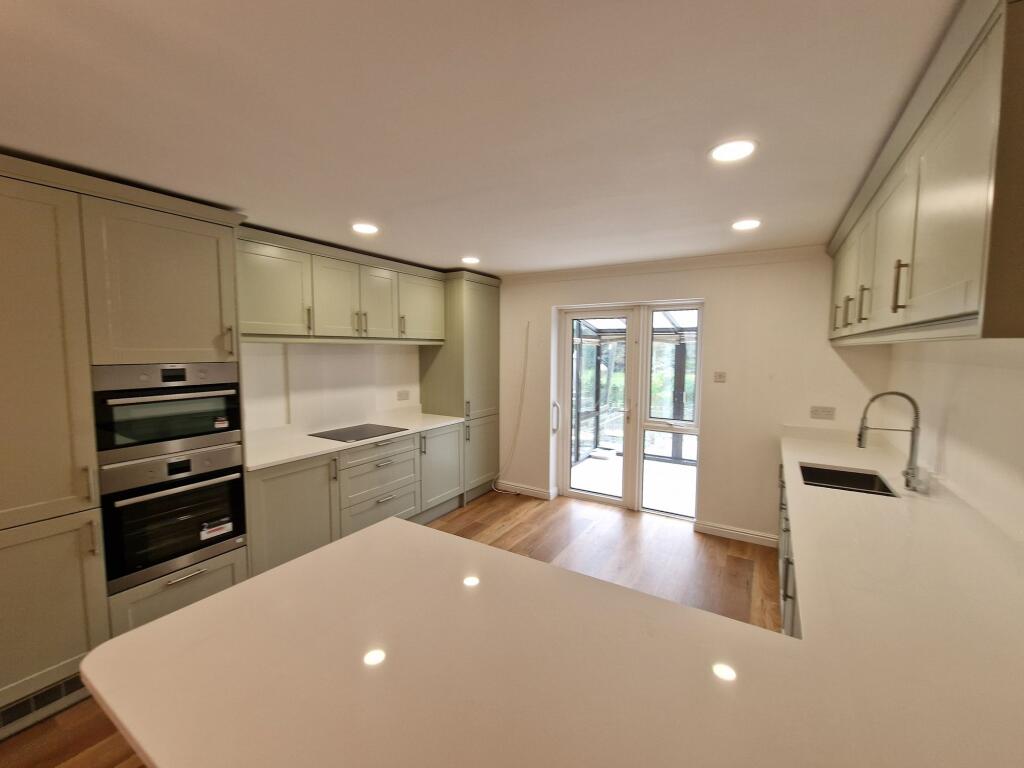 River Terrace, St. Neots, PE19 photo 4