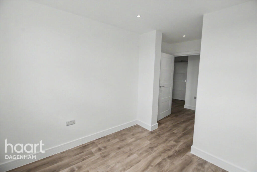 Main image of property: Gale Street, DAGENHAM
