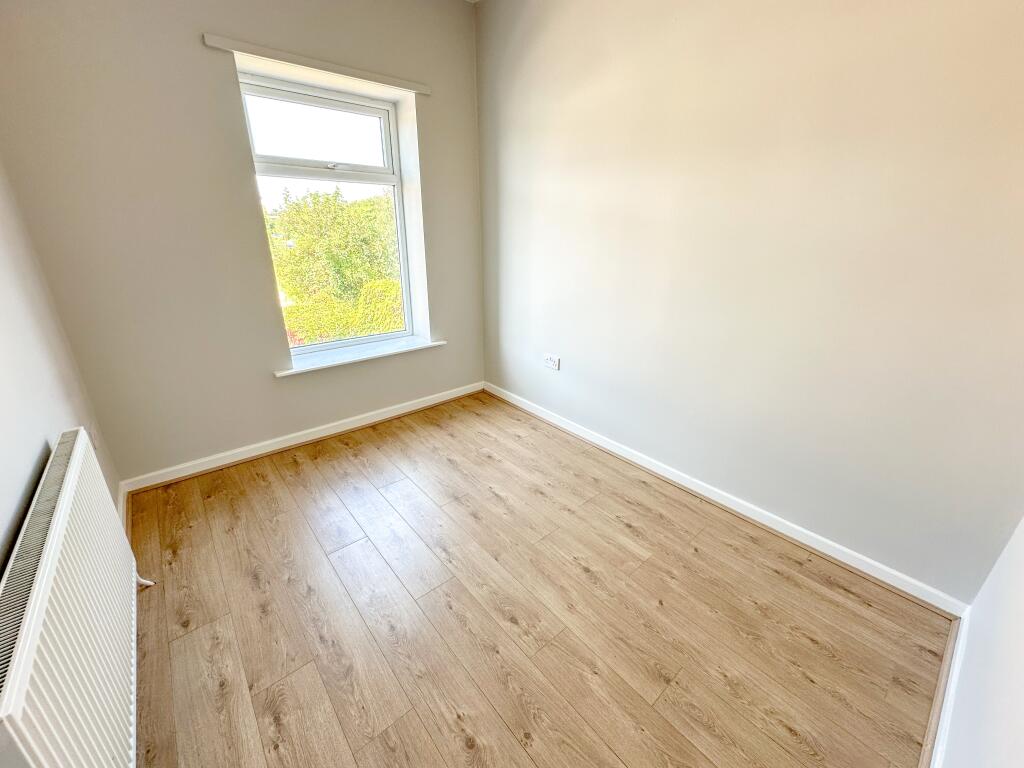Cunard Road, L21 8NA,