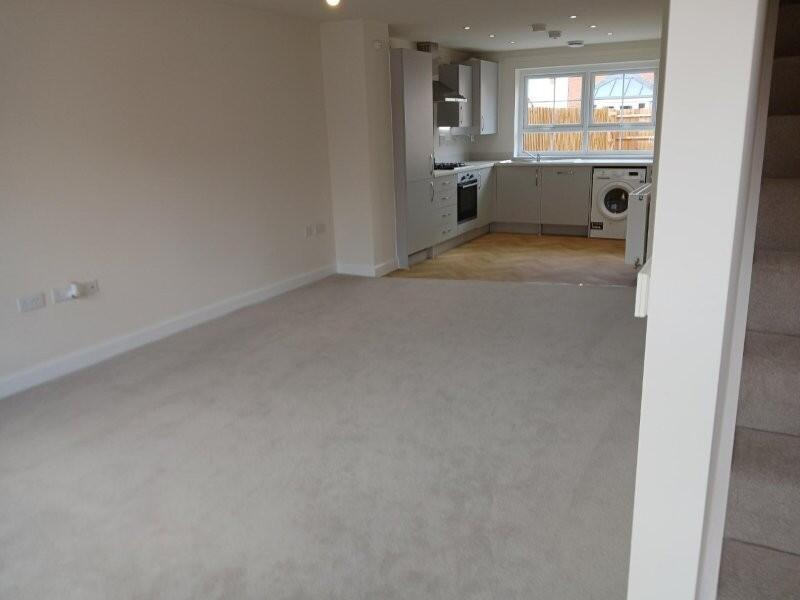 House in Houghton Conquest, Central Bedfordshire - View 2