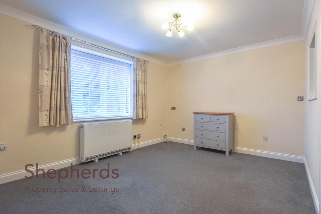 Apartment in Broxbourne, Wormley - View 4