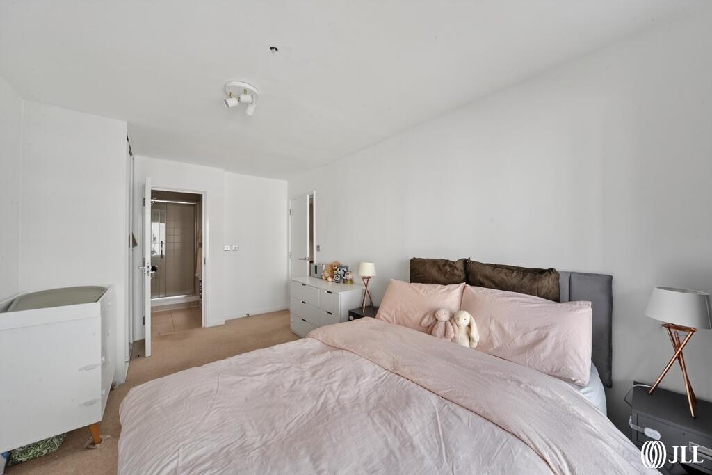 Yabsley Street London E14 photo 4