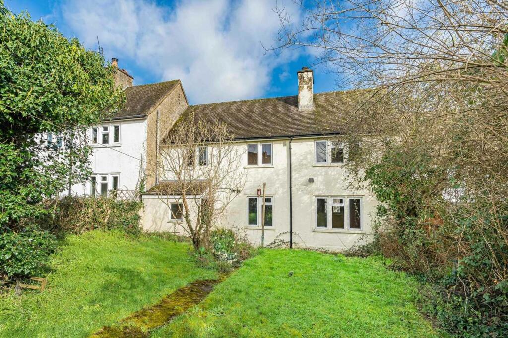 3-bed terraced on 24, Tynings Road, Nailsworth, GL6, £200,000