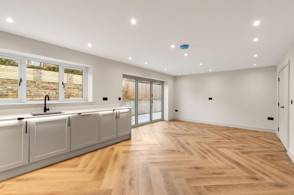 Additional image 4 of Thornton Road, Thornton