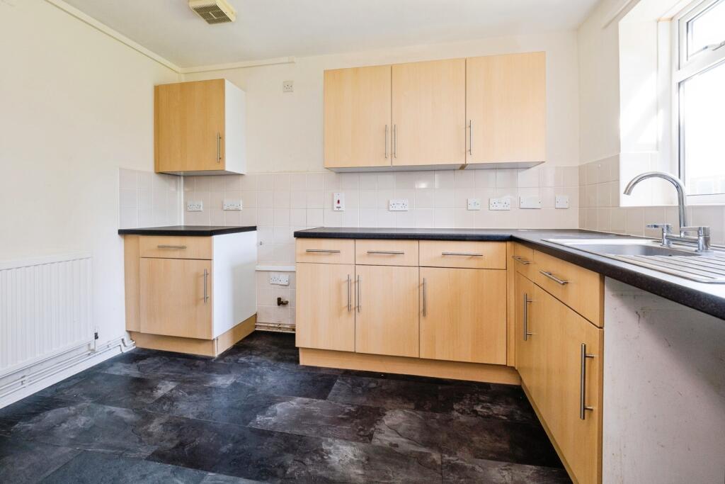 Victor Walk, Hornchurch, RM12 photo 4