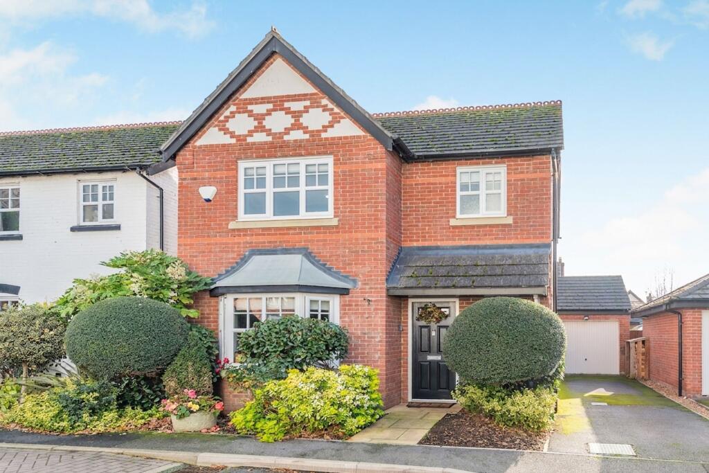 Main image of property: Granary Close, Milton Green, CH3