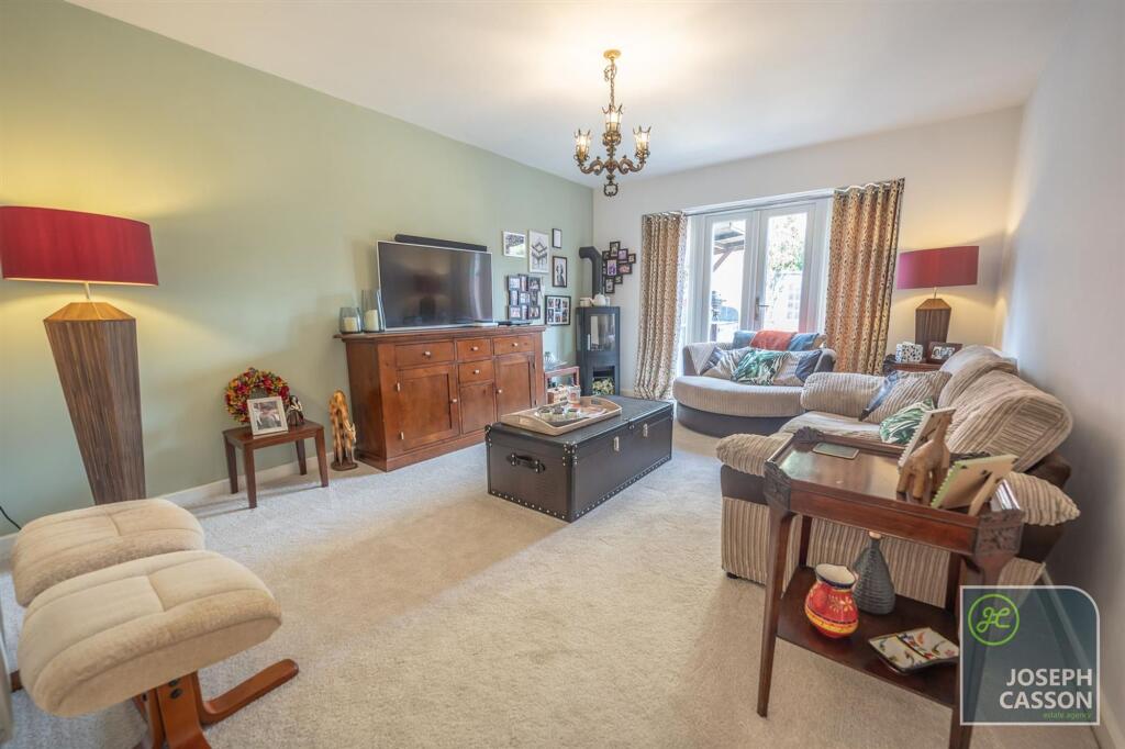 House in Taunton - View 4