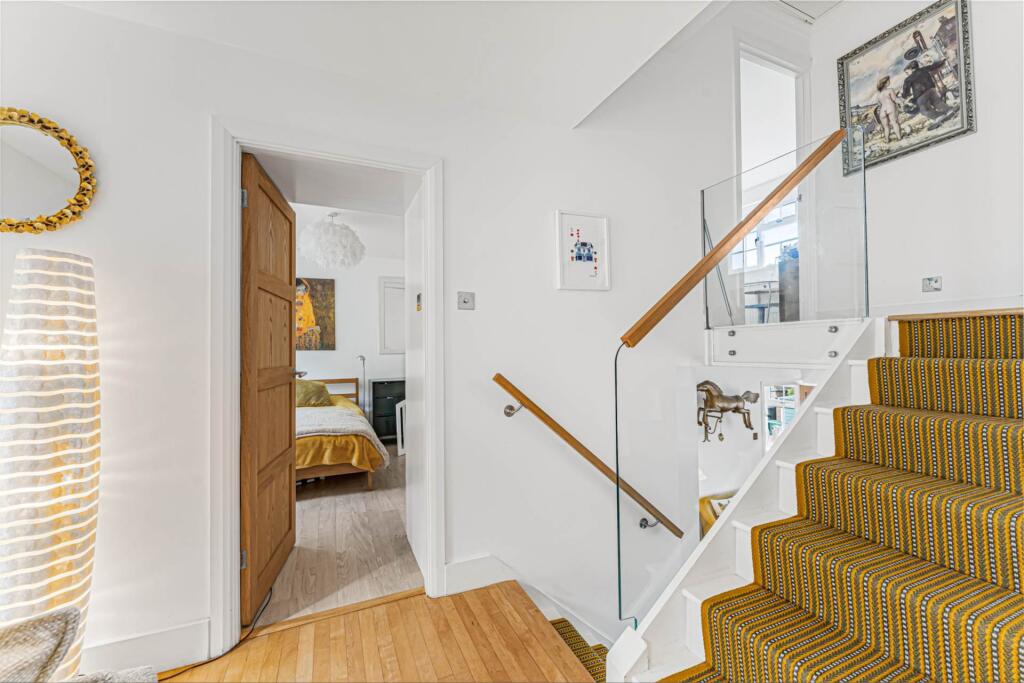 House in South Oxfordshire, Henley-on-Thames - More