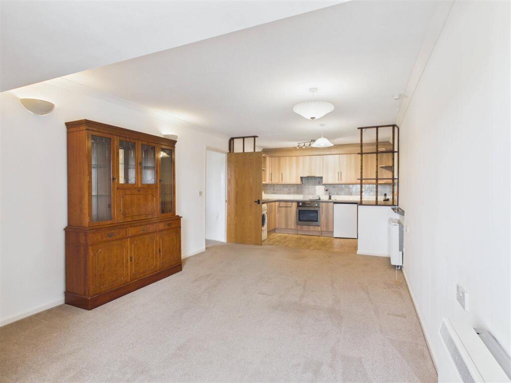 Apartment in Ledbury, Herefordshire - View 4