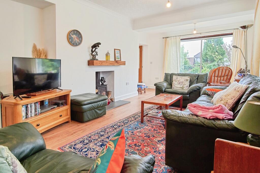 Groveley Lane, Cofton Hackett, B45 photo 3