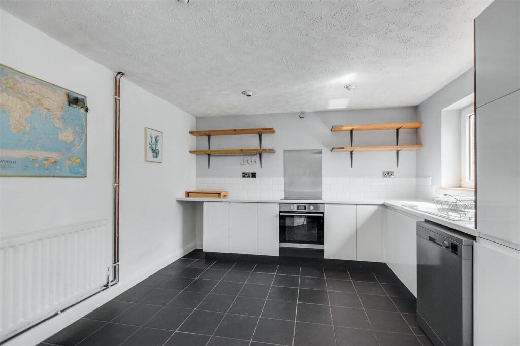 House in Nottingham, Stapleford - View 5