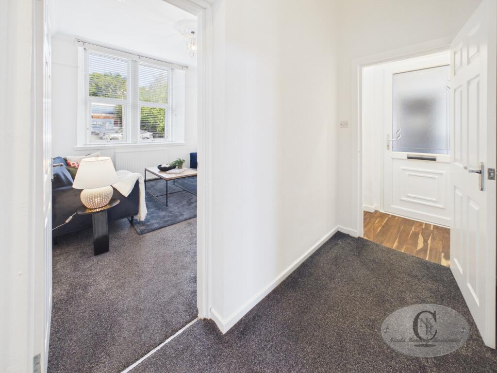 Apartment in Hamilton, Low Waters - More