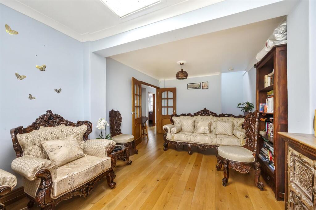 Larkfield Way, Surrenden, Brighton photo 5